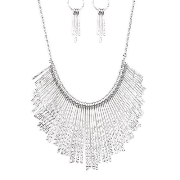 NWT silver mane statement necklace and earring set - Picture 2 of 3
